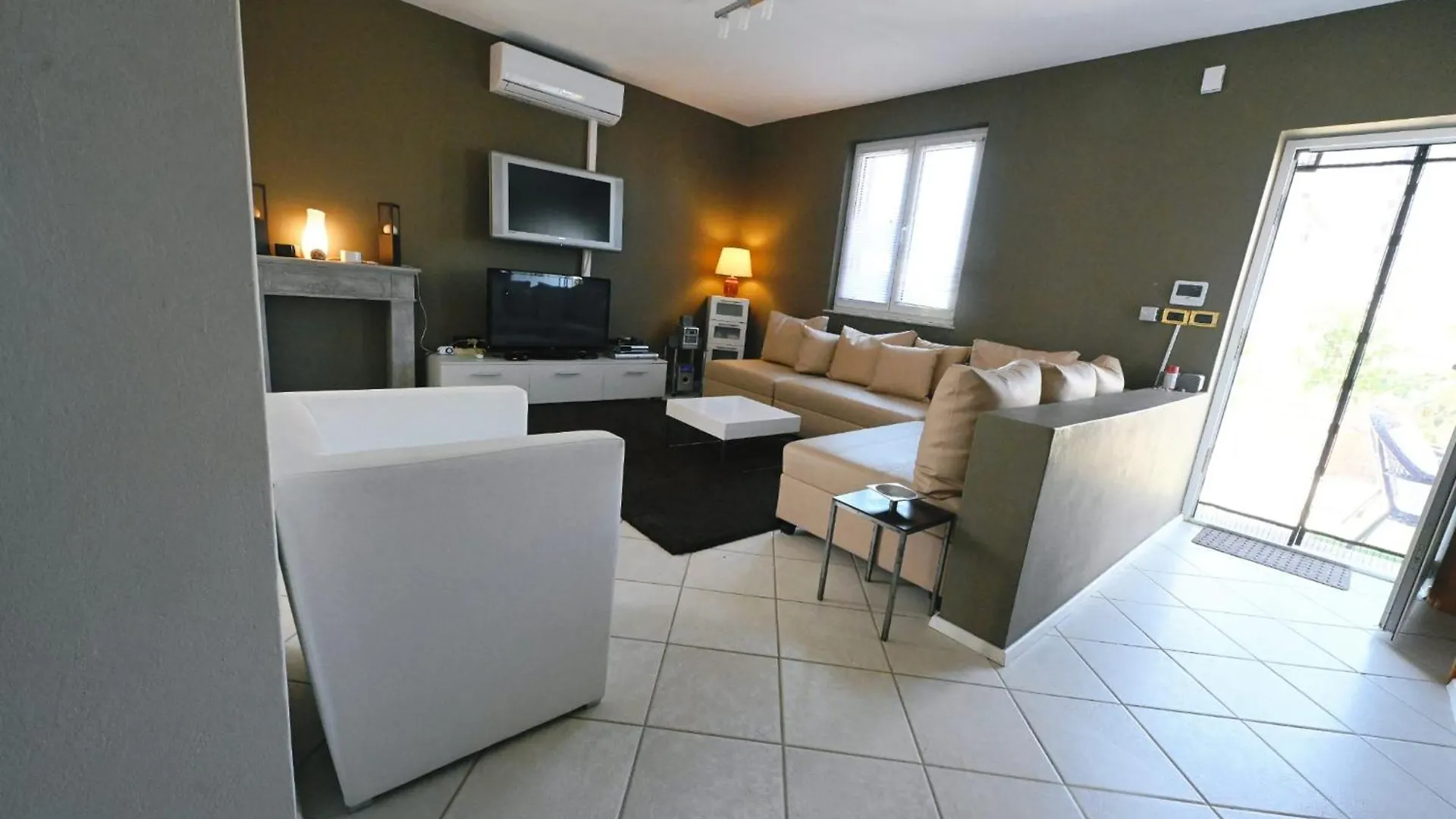 Apartment House Isabel Zadar